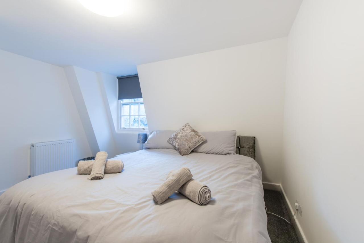 Luxe Maisonette- Parking, 4K Tvs, Leds, Local Snacks And More! Bath Bagian luar foto